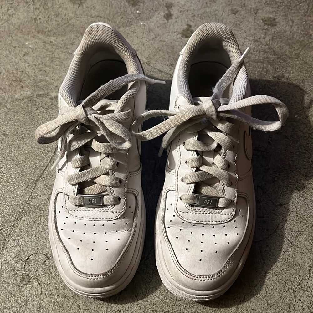 nike air forces, size 4.5 youth